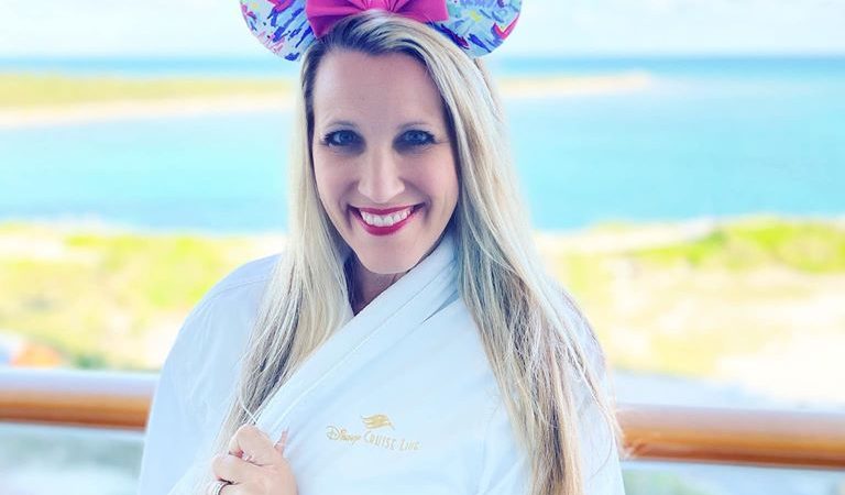 Disney Cruise Line Door Decorating Tradition